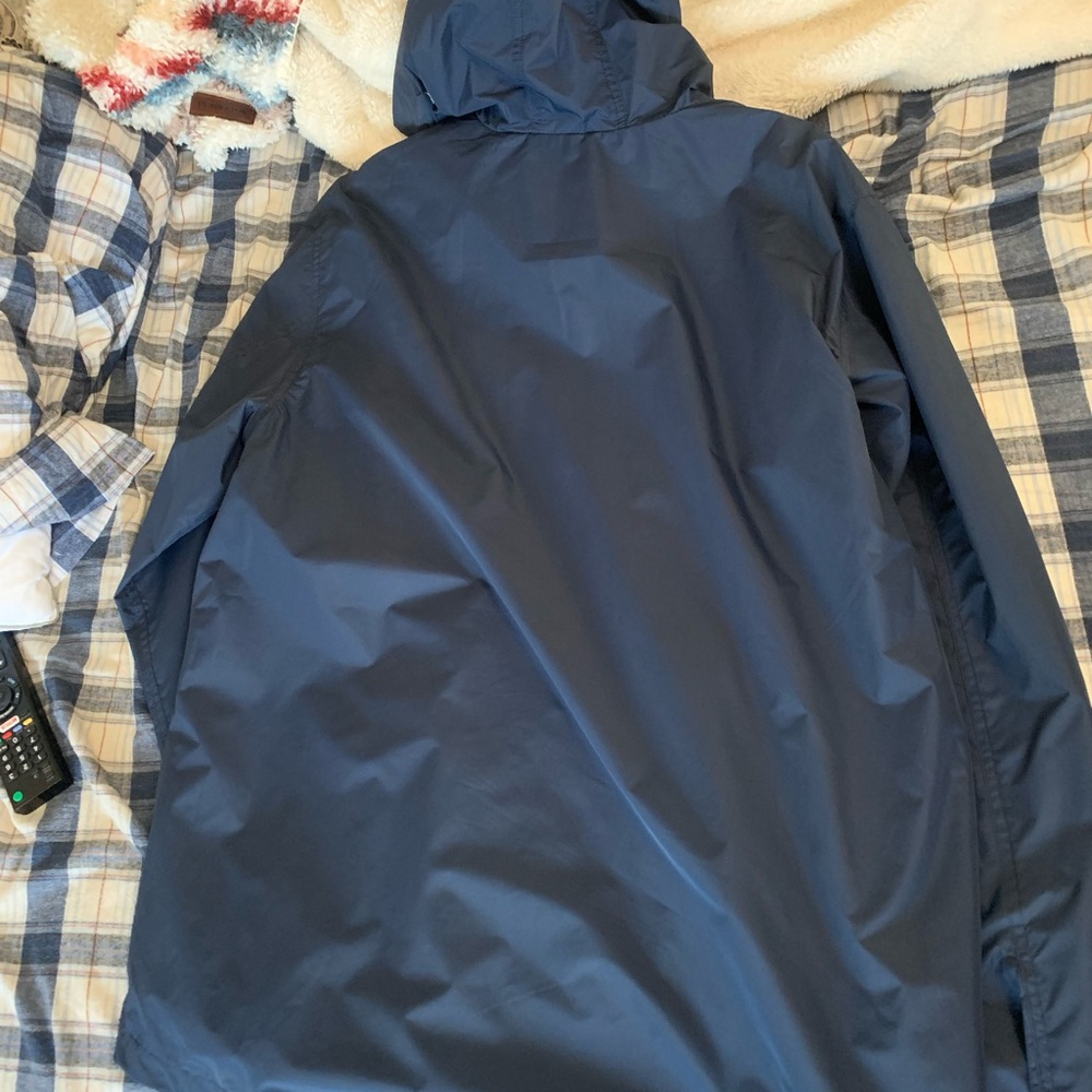 Xl obey rain jacket